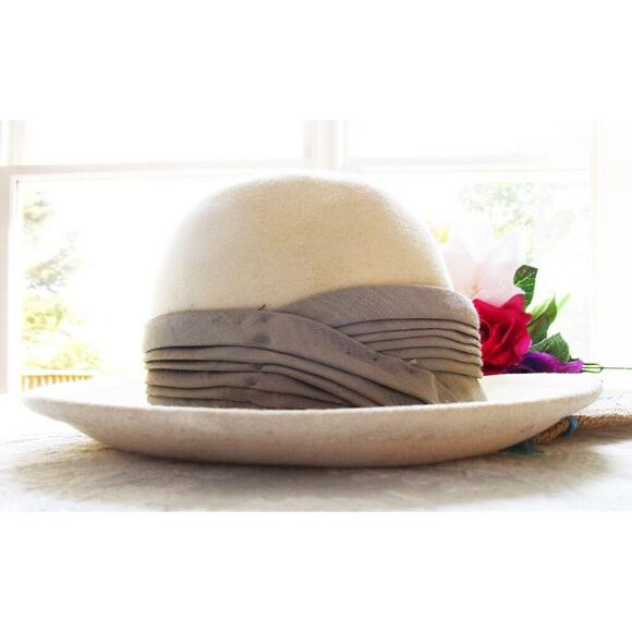 Hat Woman's Vintage Mid-Century Betmar Hat Tan Ivory 100% Wool Hat Betmar - Picture 7 of 12